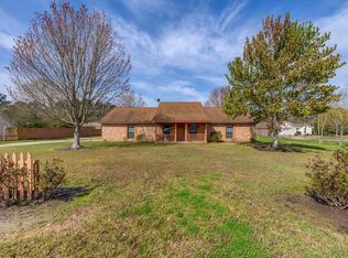 570 S Main St, Huntington, TX 75949