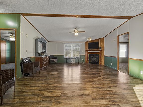 2nd image of 199 Raleigh Ridge Rd