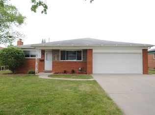 31354 Rosenbusch Dr, Warren, MI 48088