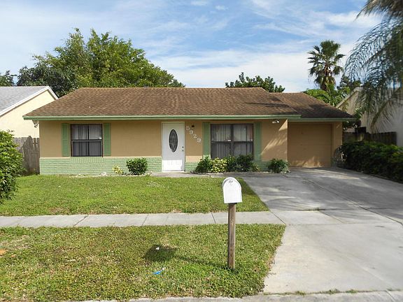 4th image of 5929 Ithaca Cir W
