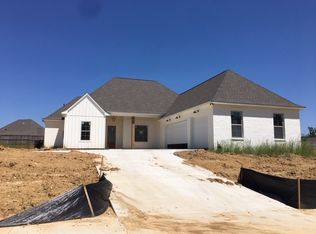 157 Catherine Blvd, Clinton, MS 39056