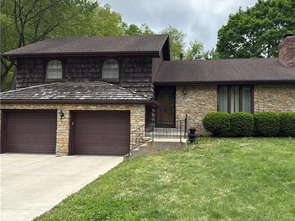 1728 Haas Dr, Kansas City, KS 66106