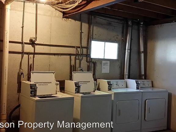 2nd image of 1104 W McCarty St APT 104