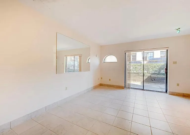 3260 Kennett Sq — Photo 1