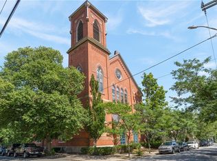 10 East St APT 12, Providence, RI 02906