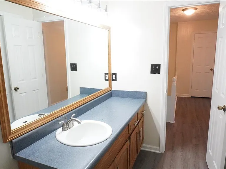 2421 Fieldstone Dr SE — Photo 31