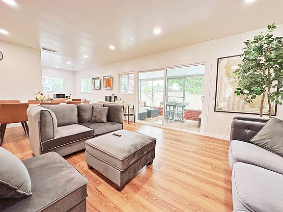 2nd image of 1714 Leafwood Dr