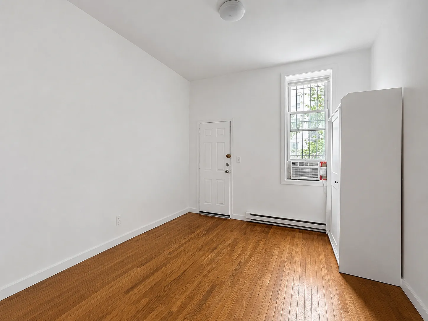 1399 Greene Avenue — Photo 4