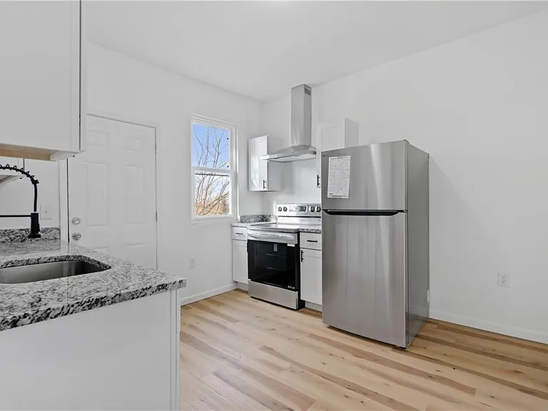 7711 Westmoreland Ave #2 — Photo 6