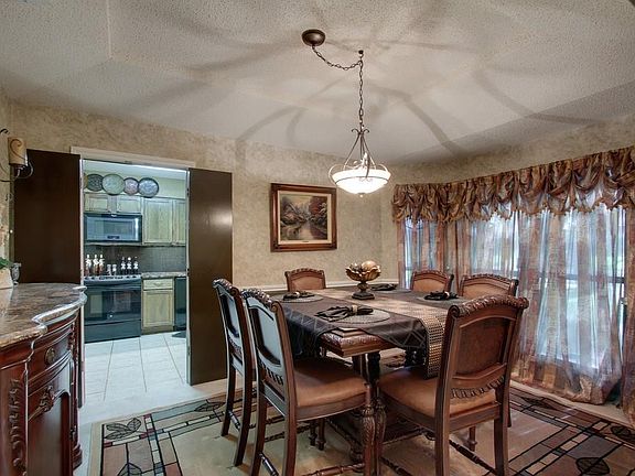 2nd image of 3707 Wingate Dr