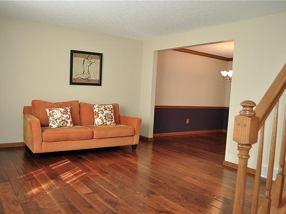 2nd image of 358 Topaz Ln