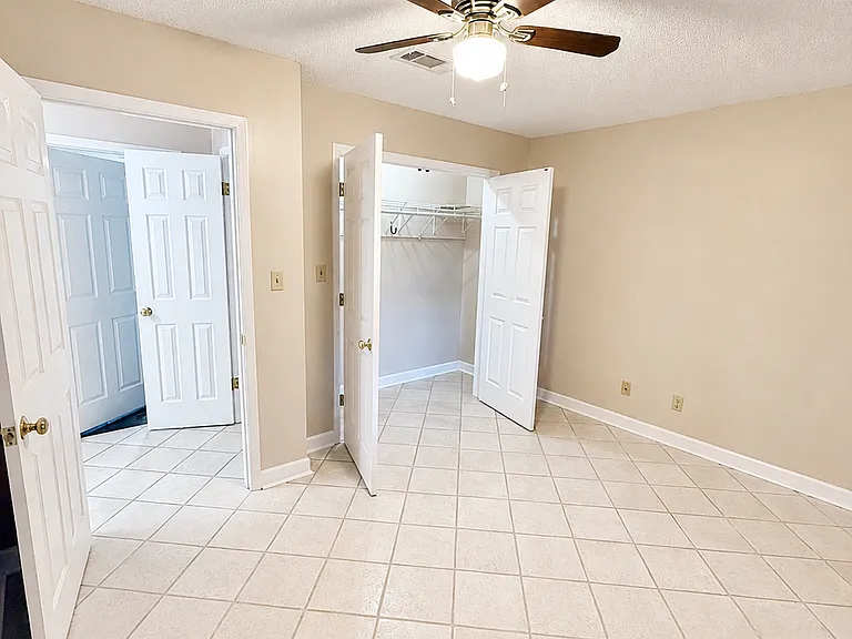 813 Highway 6 W — Photo 11