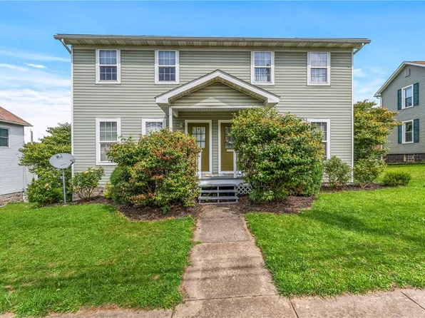 210/212 High St, New Wilmington, PA 16142