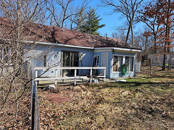 4th image of 2238 W Oakwood Blvd
