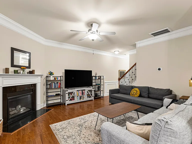222 Langford Valley Way — Photo 3