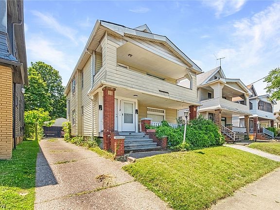 2nd image of 11118 Glenboro Dr