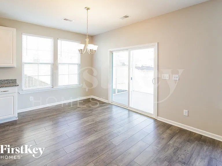 483 Spectrum Rd — Photo 5