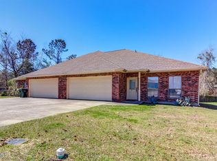 1214 Kapalama Ct, Diamondhead, MS 39525