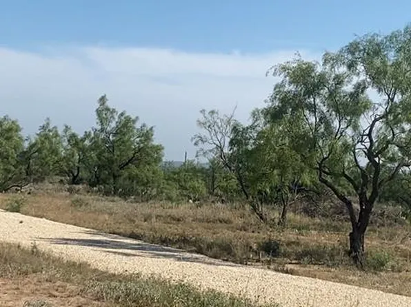 8660 Kna Dr #17A, San Angelo, TX 76901
