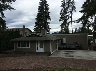 6528 NE 202nd St, Kenmore, WA 98028