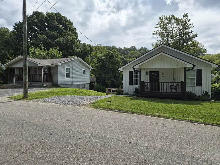 2612 Scottish Pike — Photo 32