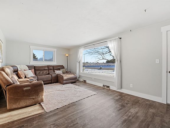 3rd image of W7548 County Rd S