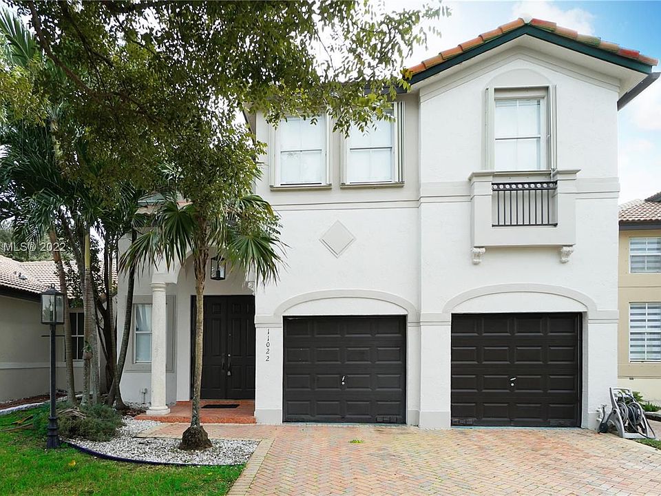 1st image of 11022 NW 48th Ln #11022