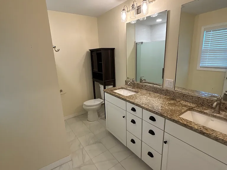 8241 W Farm Road 94 — Photo 14