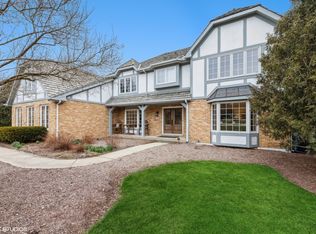 6243 Pine Tree Dr, Long Grove, IL 60047
