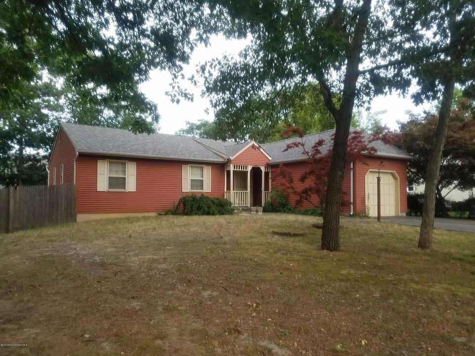 1st image of 757 Vaughn Ave