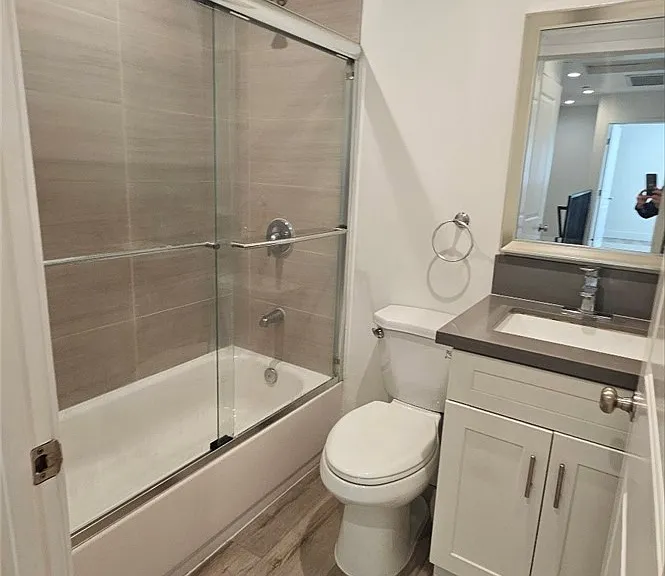 10962 Avalon Blvd — Photo 20