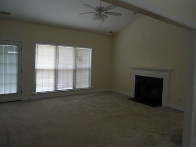 2nd image of 10193 Stonington Ct SE