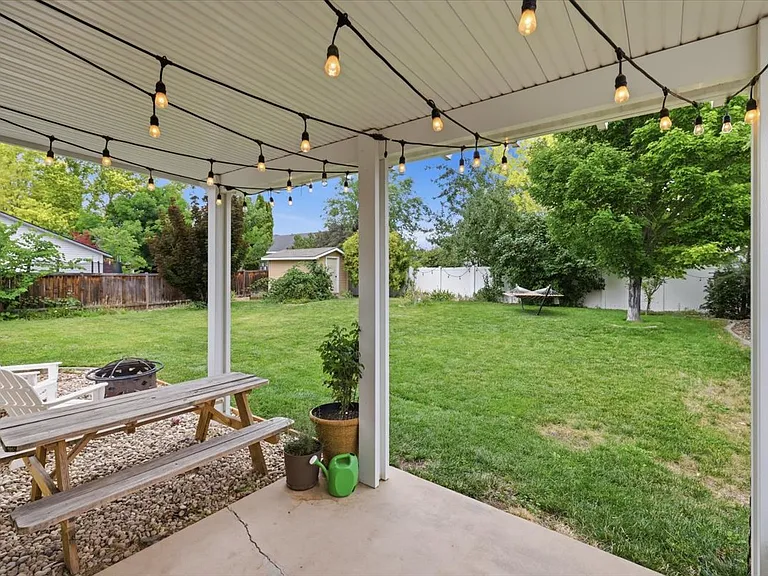 4266 S Fruithill Pl — Photo 31