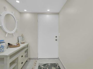 450 Egret Cir APT 9207, Delray Beach, FL 33444