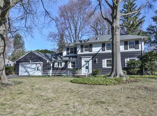 119 Pickwick Dr, Rochester, NY 14618