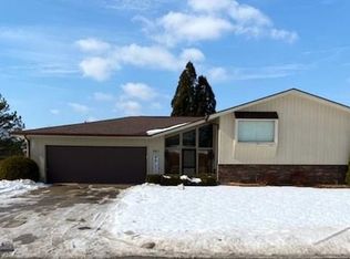 261 Cranbrook Dr, Saginaw, MI