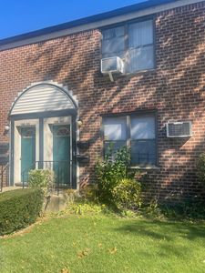 196-61 69 Avenue 1st FL, Fresh Meadows, NY, 11365