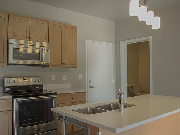 Kitchen - Right Side View