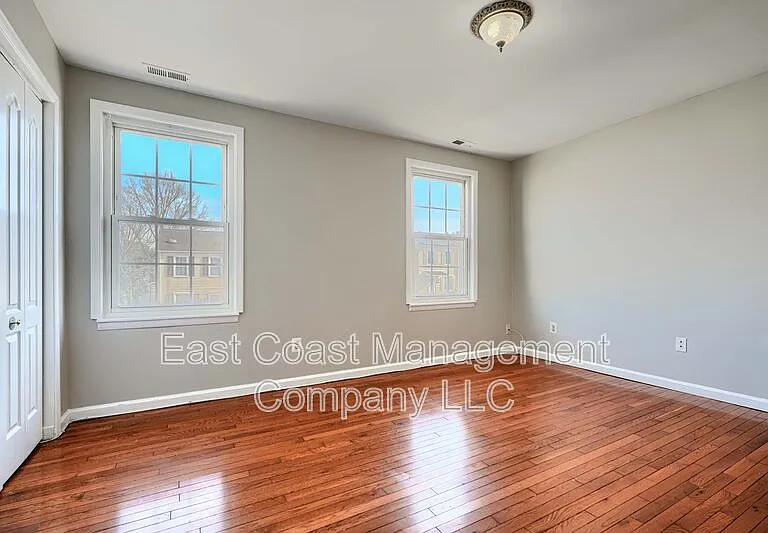 28 Ebbing Ct — Photo 16