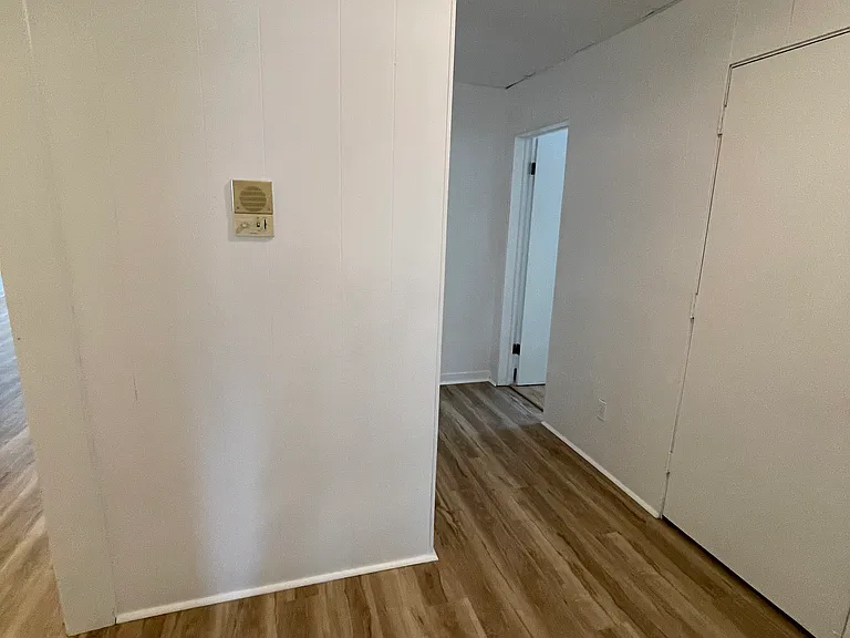 2421 Beechwood Blvd #2421B — Photo 8