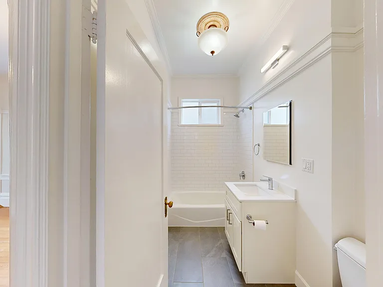 840 California Street — Photo 5