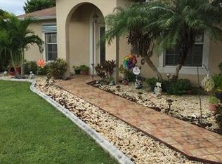 1409 NW 10th Ter, Cape Coral, FL 33993