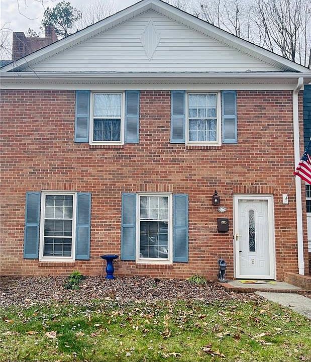 1st image of 3309 Regents Park Ln Unit E