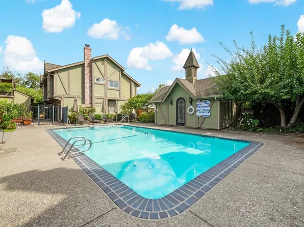 945 Hunt Avenue, St. Helena, CA 94574