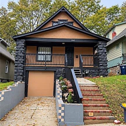 2nd image of 3942 Flora Ave
