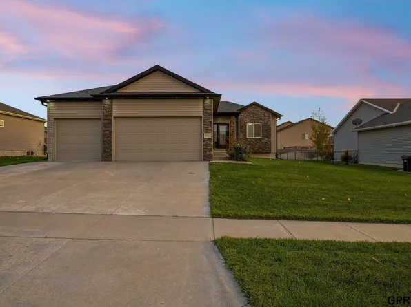 9311 Colby St, Lincoln, NE 68505