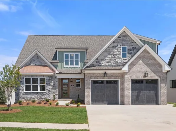 727 Royal Jasmine Ct, Winston Salem, NC 27106