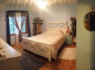 10 Woodridge Rd, Milford, MA 01757