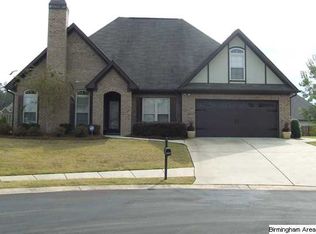 1000 Pearl Pl, Calera, AL 35040