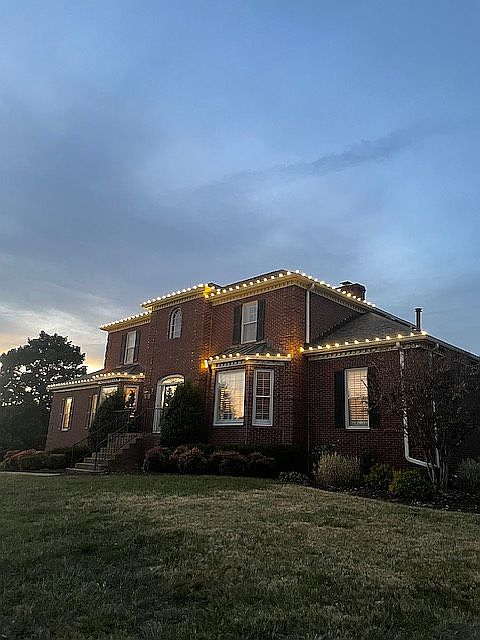 1st image of 204 Chapelwood Dr